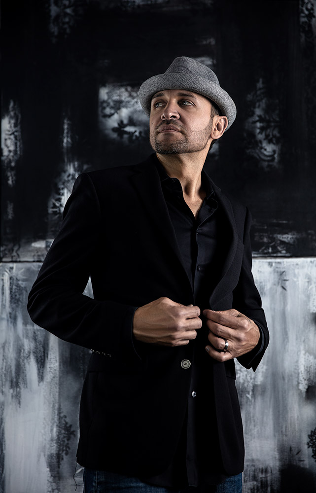 Antonio Pelayo - Artist Portrait